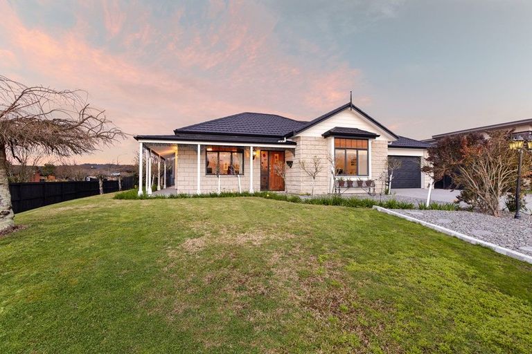 Photo of property in 2 Glenroy Place, Cambridge, 3434