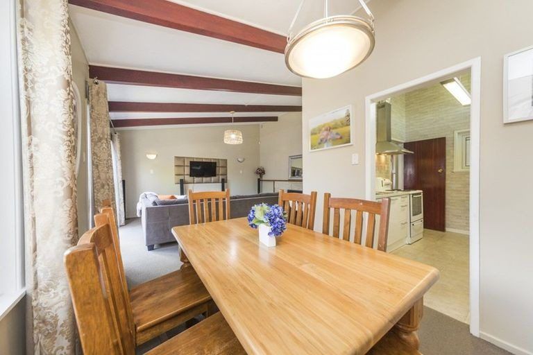 Photo of property in 41 Churchill Avenue, Hokowhitu, Palmerston North, 4410