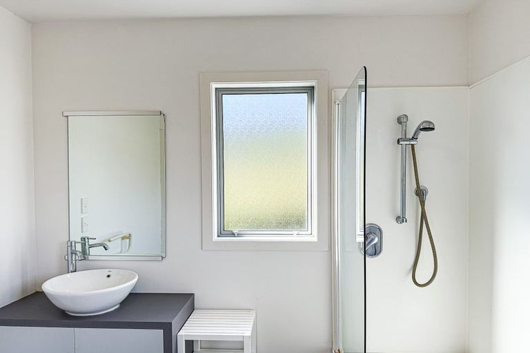 Photo of property in 36 Nyhane Drive, Ligar Bay, Takaka, 7183