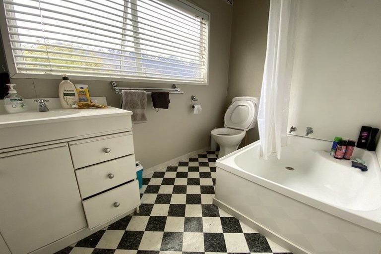 Photo of property in 39 Robertson Street, Frankton, Queenstown, 9300