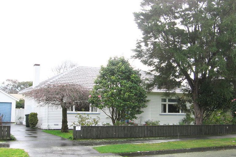 Photo of property in 8 Moana Street, Hokowhitu, Palmerston North, 4410
