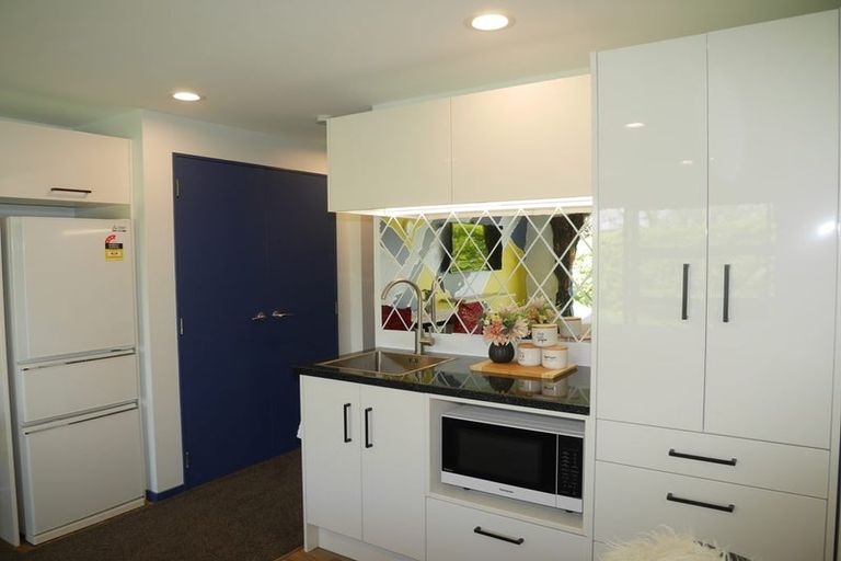 Photo of property in 206 Matai Road, Raumati Beach, Paraparaumu, 5032