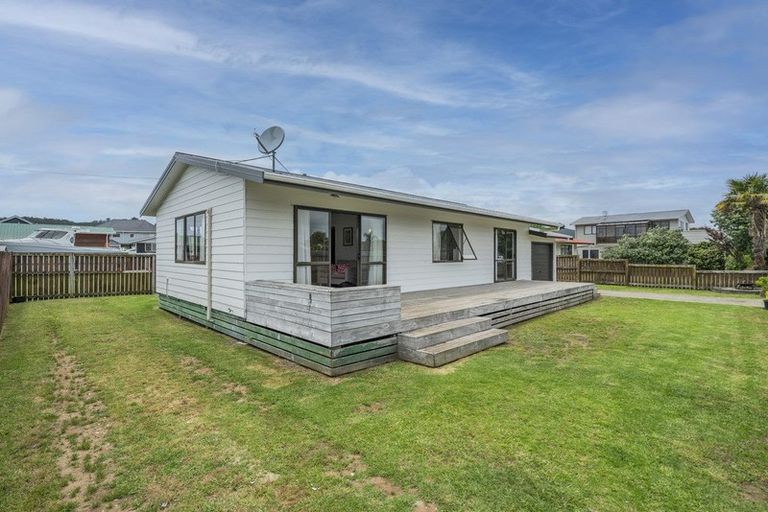 Photo of property in 97a Cook Drive, Whitianga, 3510