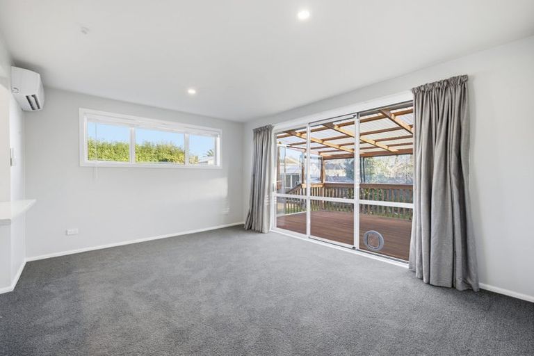 Photo of property in 2/154 Warren Crescent, Hillmorton, Christchurch, 8025