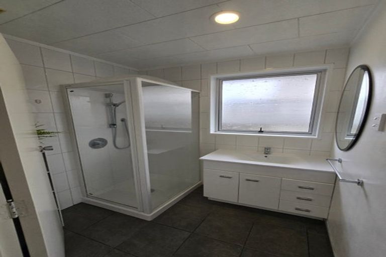 Photo of property in 4 Kiwi Road, Raumati Beach, Paraparaumu, 5032