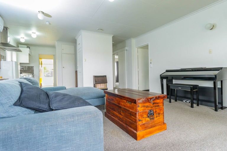 Photo of property in 11 Slacks Road, Awapuni, Palmerston North, 4412