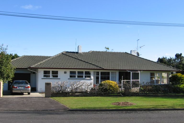 Photo of property in 27 Darley Street, Maeroa, Hamilton, 3200