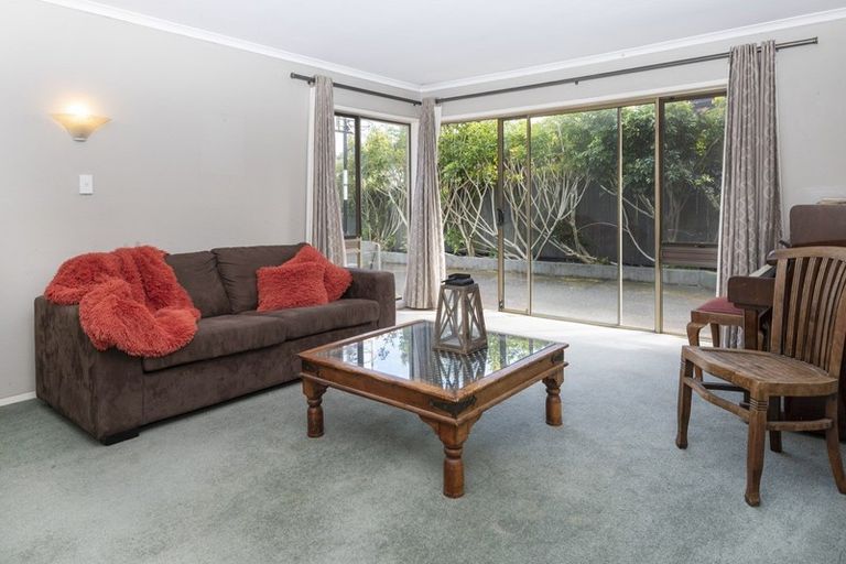 Photo of property in 69 John Gill Road, Shelly Park, Auckland, 2014