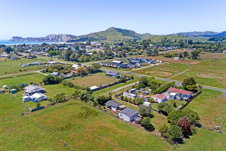 Photo of property in 6 Hale Street, Tolaga Bay, 4077