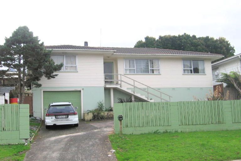 Photo of property in 55 Sunline Avenue, Massey, Auckland, 0614