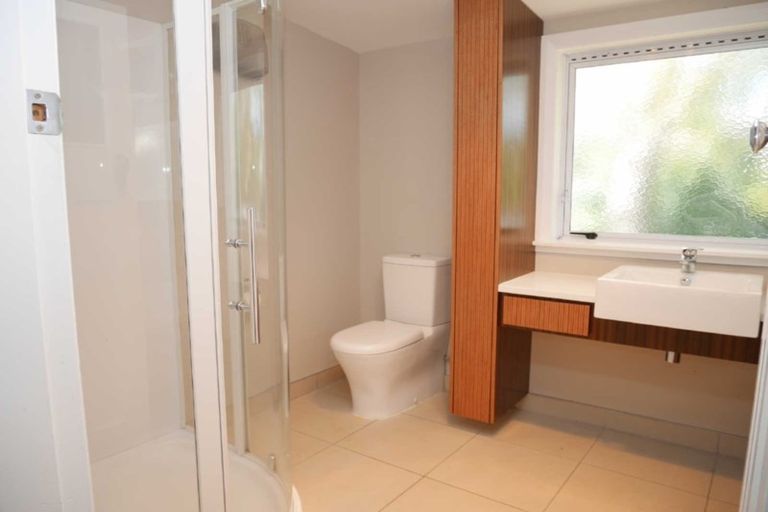 Photo of property in 62 Renown Road, Raumati South, Paraparaumu, 5032