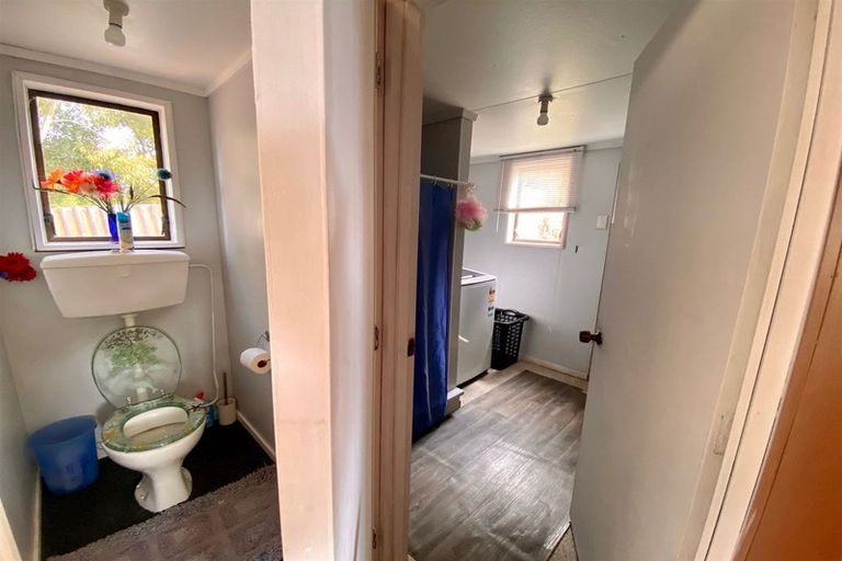 Photo of property in 19 Rata Street, Kaka Point, 9271