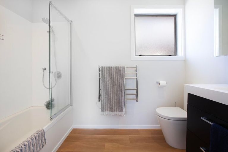 Photo of property in 73 Sea Vista Drive, Pukerua Bay, 5026