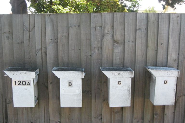 Photo of property in 120c Somerfield Street, Somerfield, Christchurch, 8024