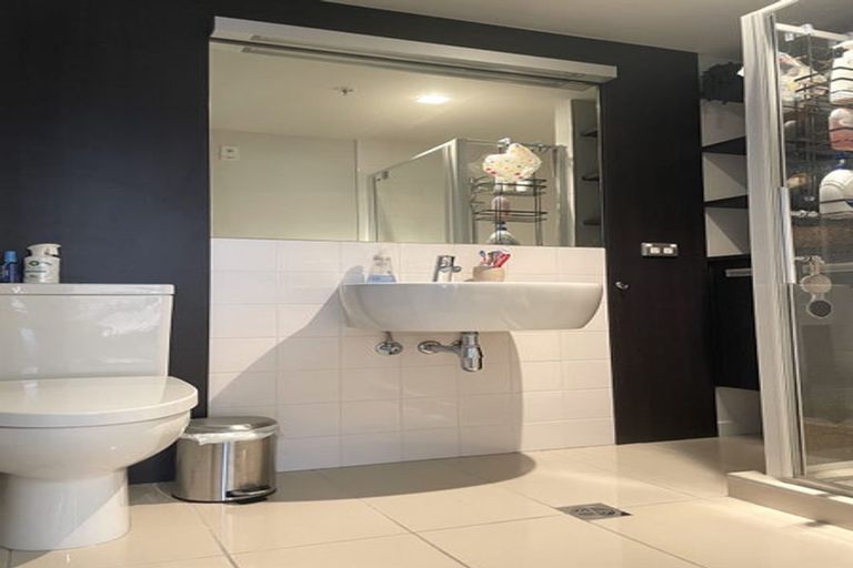 Photo of property in Republic2, 7g/11 Tennyson Street, Te Aro, Wellington, 6011