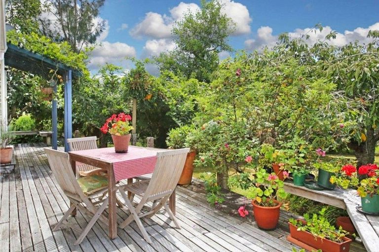 Photo of property in 787 Runciman Road, Runciman, Drury, 2578