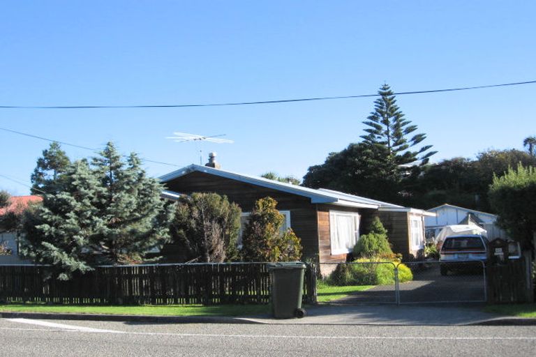 Photo of property in 95 Matai Road, Raumati South, Paraparaumu, 5032
