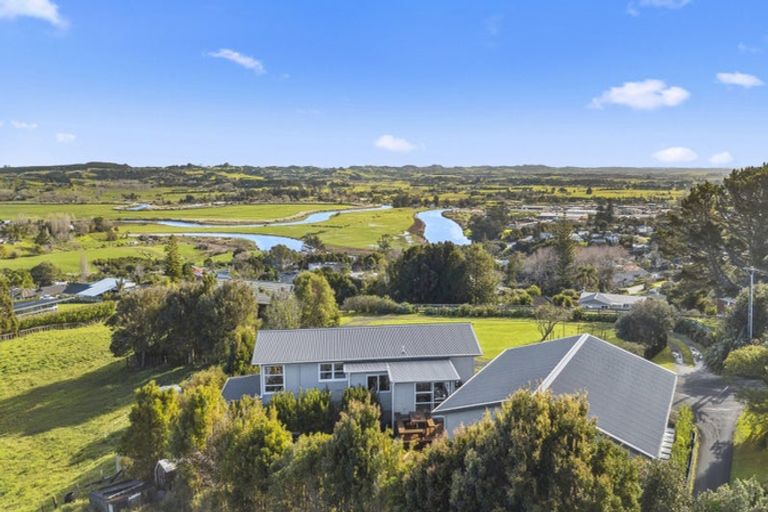 Photo of property in 70 Wishart Road, Helensville, 0800