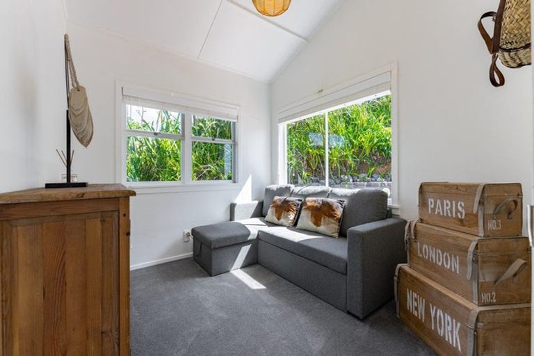 Photo of property in 57 Grand View Road, Leigh, 0985