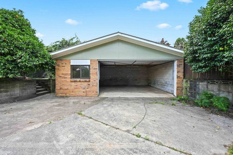 Photo of property in 56 Pulham Crescent, Queenwood, Hamilton, 3210