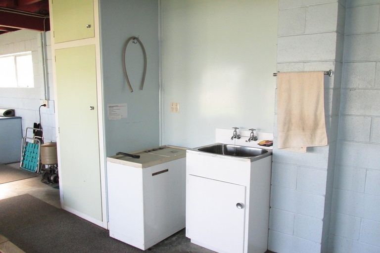 Photo of property in 48 Moana Drive, Mahia, 4198