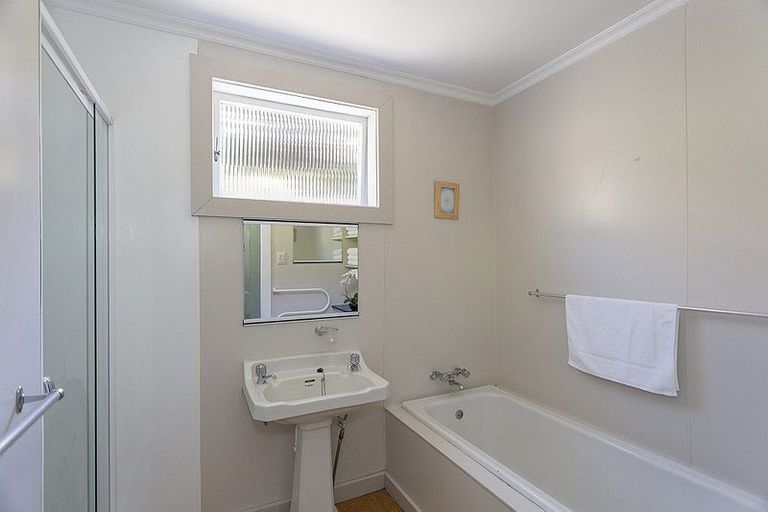 Photo of property in 6 Earn Street, Oamaru North, Oamaru, 9400