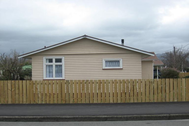 Photo of property in 282 High Street South, Carterton, 5713