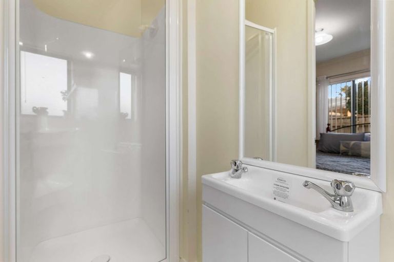 Photo of property in 20 Catalina Drive, Melville, Hamilton, 3206