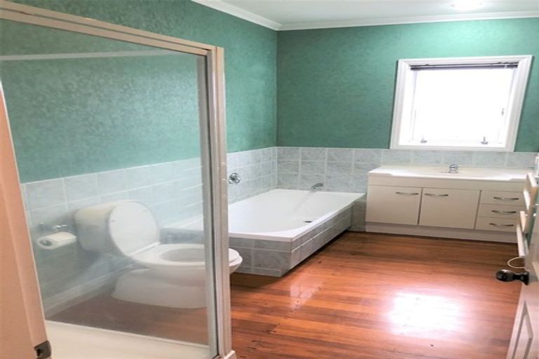 Photo of property in 140 Cashmere Avenue, Khandallah, Wellington, 6035