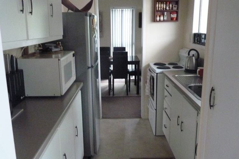 Photo of property in 6 Parvin Place, Pukekohe, 2120