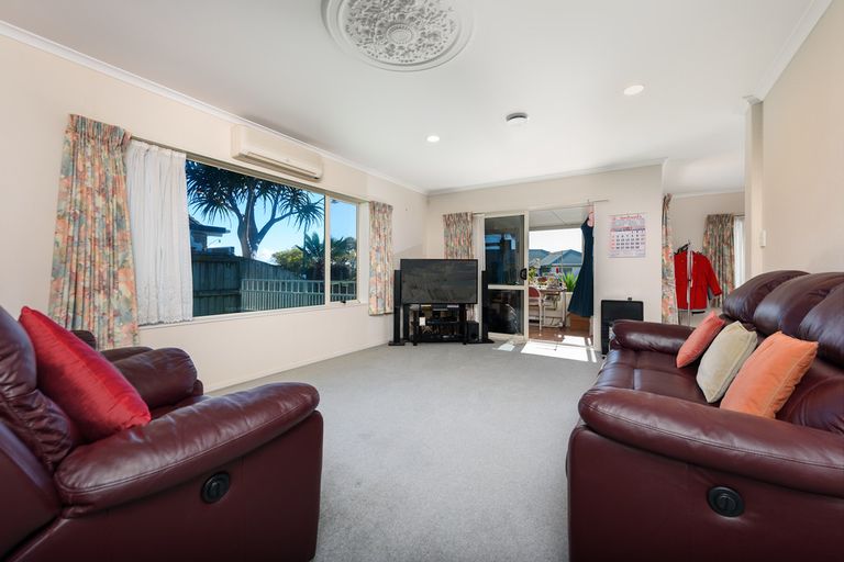Photo of property in 23 Pacific Cove Drive, Papamoa Beach, Papamoa, 3118
