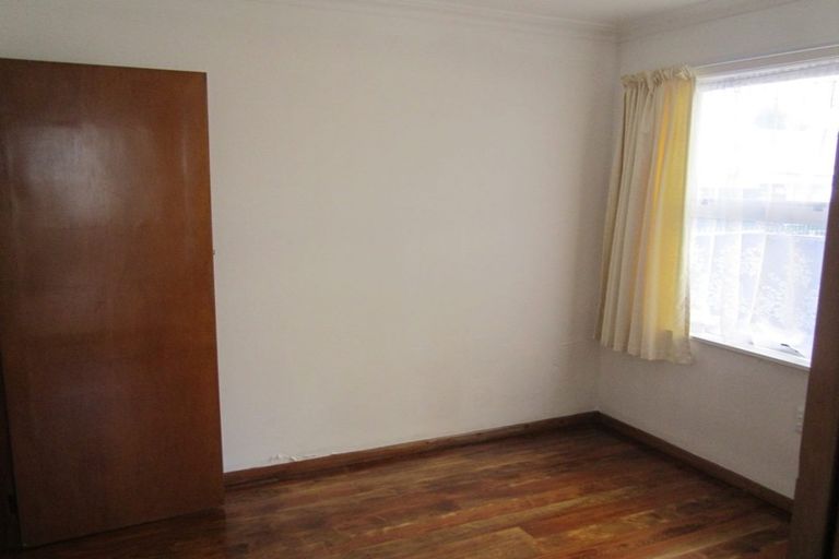 Photo of property in 177 Bartholomew Road, Levin, 5510