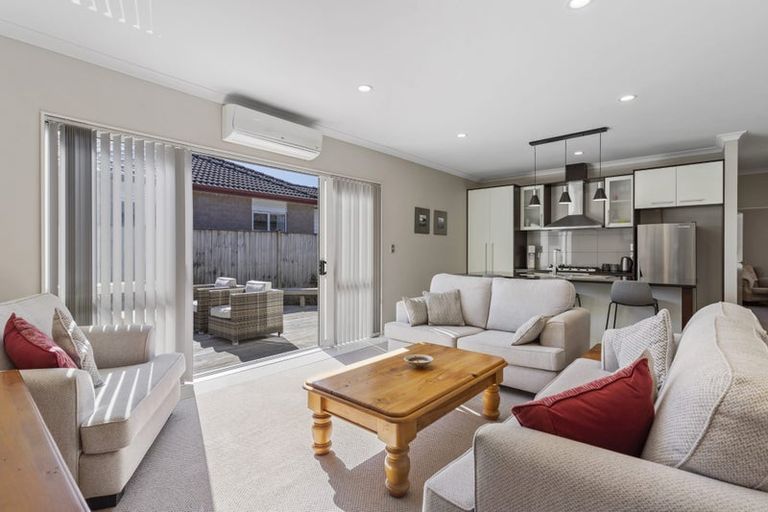 Photo of property in 13 Dromoland Drive, Flat Bush, Auckland, 2019