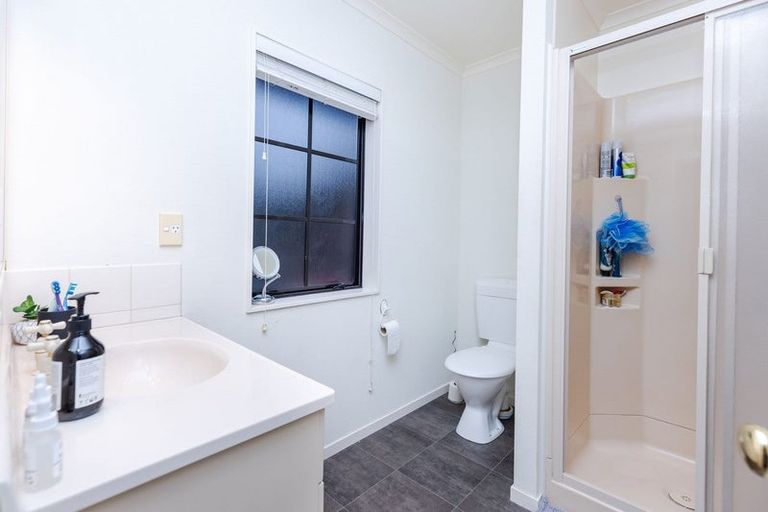 Photo of property in 11 Greenough Place, Rototuna, Hamilton, 3210