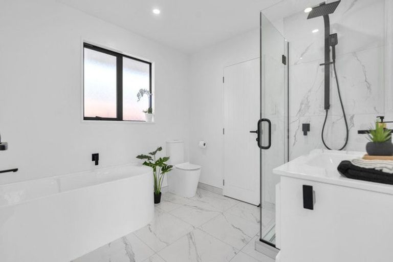 Photo of property in 6 Crosado Place, Rolleston, 7614