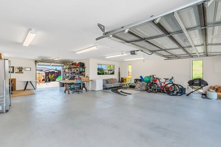 Photo of property in 94 Rossington Drive, West Melton, 7618