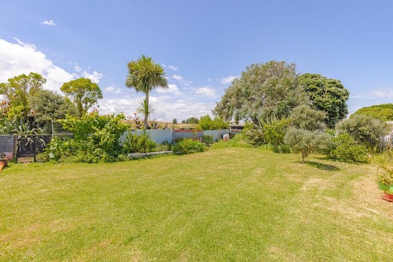 Photo of property in 26 Polson Street, Castlecliff, Whanganui, 4501