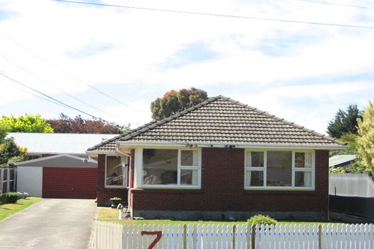 Photo of property in 7 Vancouver Crescent, Wainoni, Christchurch, 8061
