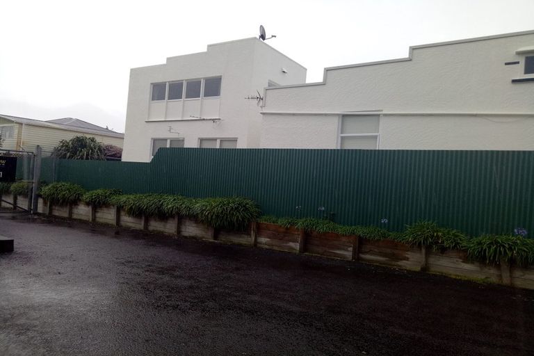 Photo of property in 6 Maratahu Street, Westown, New Plymouth, 4310