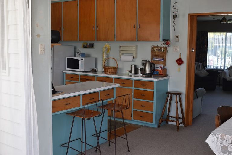 Photo of property in 23 Seddon Street, Carterton, 5713