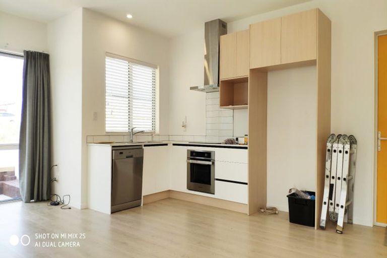 Photo of property in 2 Herekino Street, Westgate, Auckland, 0814