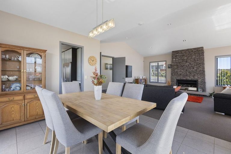 Photo of property in 48 Karamea Street, Whalers Gate, New Plymouth, 4310