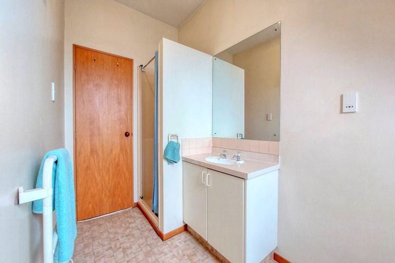 Photo of property in 2/14 Strauss Place, Somerfield, Christchurch, 8024