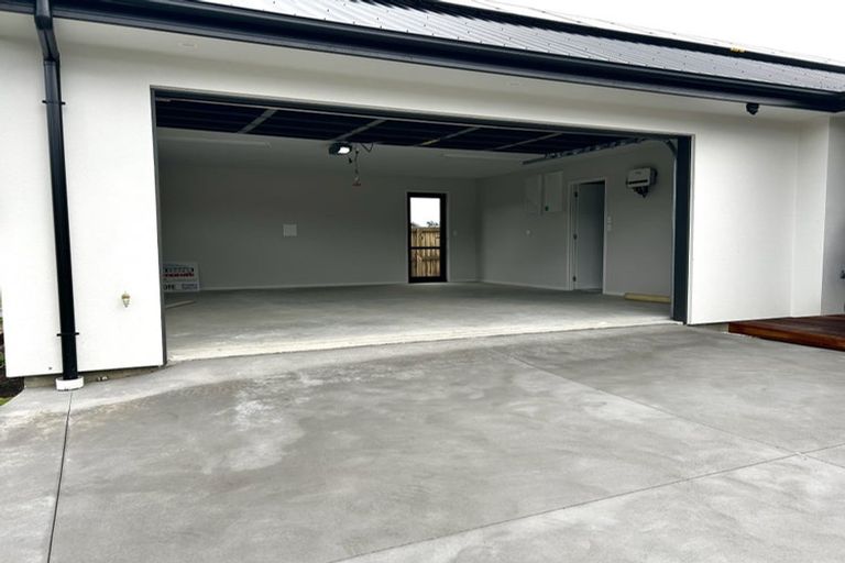 Photo of property in 64 Panama Crescent, West Melton, 7676