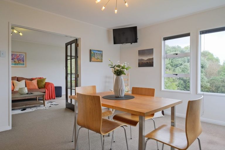 Photo of property in 22 Athol Place, Ravensbourne, Dunedin, 9022