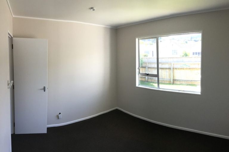 Photo of property in 47b Duncan Street, Tawa, Wellington, 5028