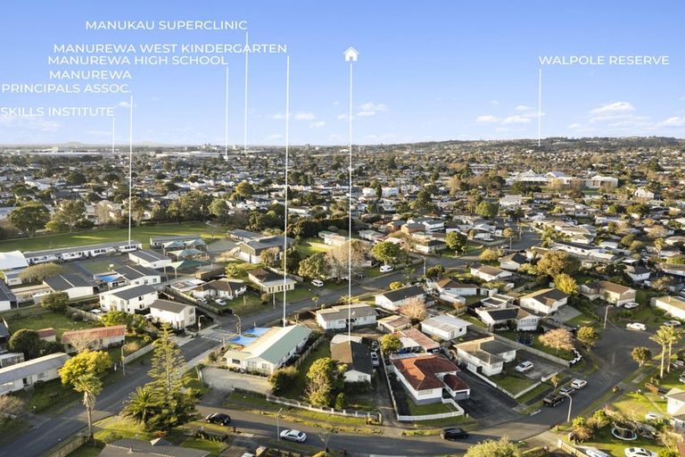 Photo of property in 4 Crampton Place, Manurewa, Auckland, 2102
