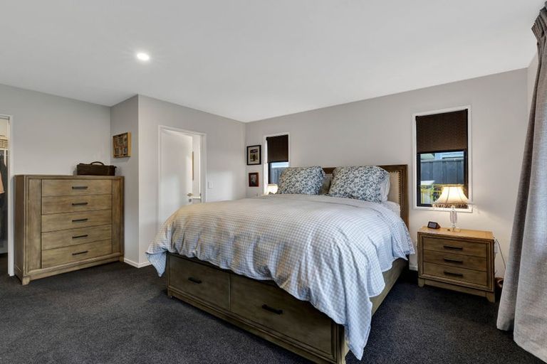 Photo of property in 3 Cox Lane, Amberley, 7410