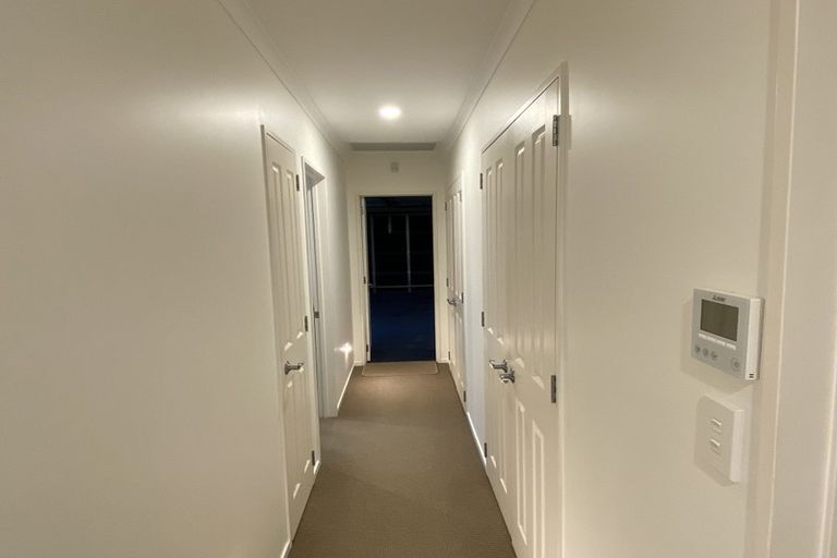 Photo of property in 7 Wroxton Place, Waiuku, 2123