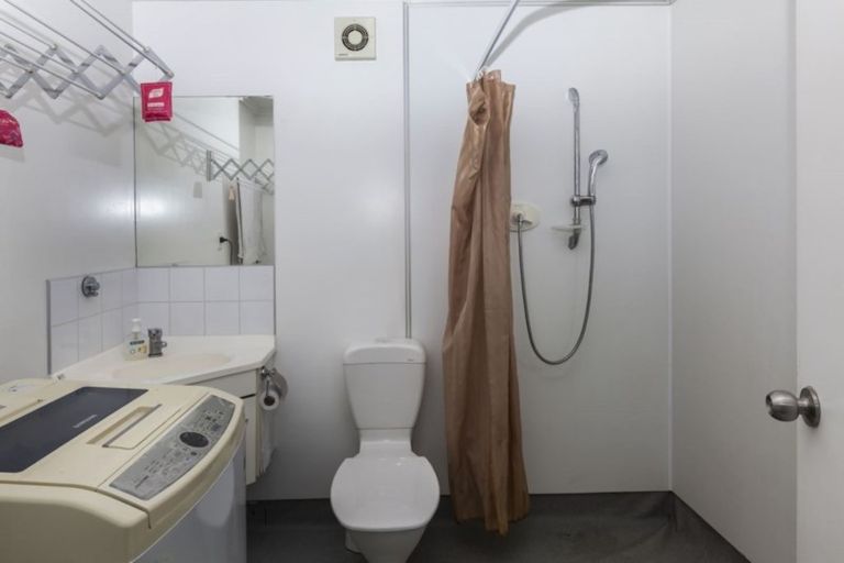 Photo of property in 75 Mandeville Street, Riccarton, Christchurch, 8011